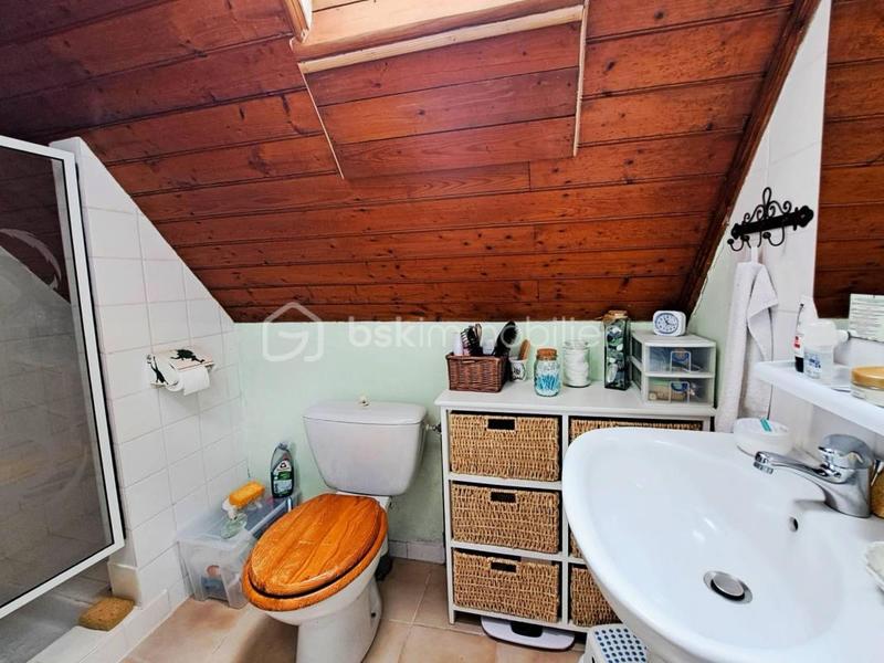 Maison en pierre - 80 m² - 4 pièces