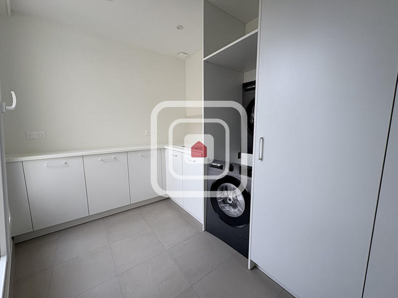 Appartement - 127 m² - 5 pièces