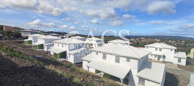 Maison - 85 m² - 4 pièces