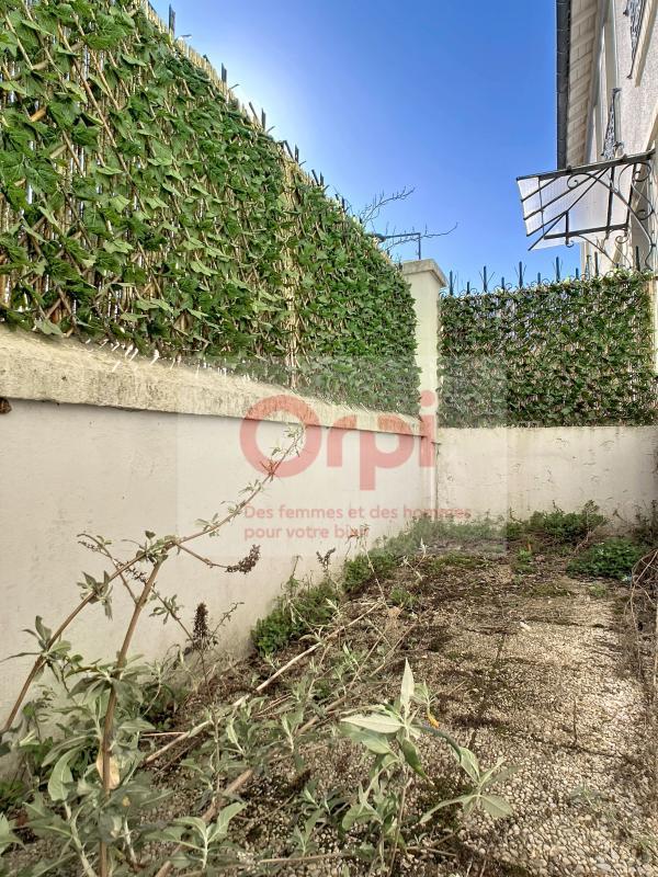 Studio - 26 m² - 2 pièces