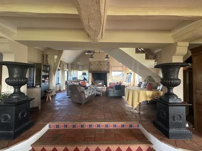 Maison - 471 m² - 14 pièces