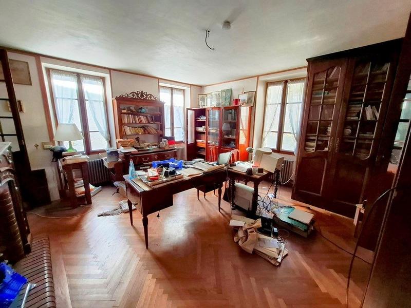 Maison ancienne - 270 m² - 8 pièces