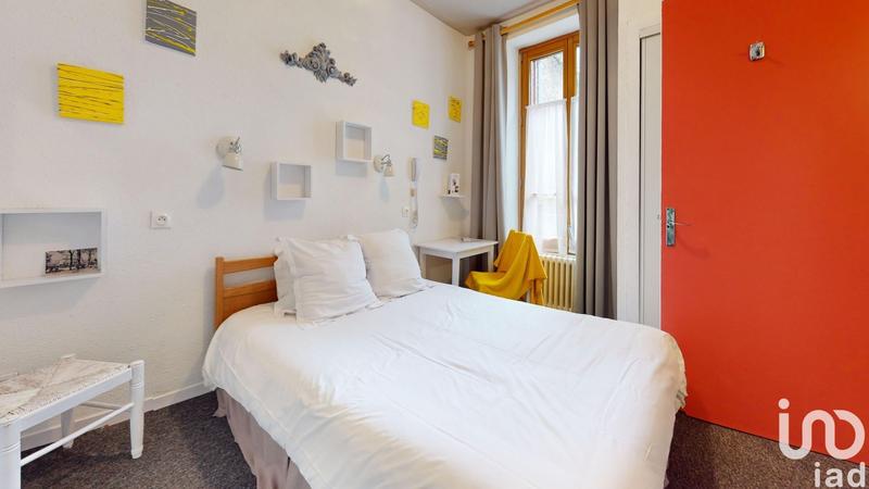 Local commercial - 606 m²