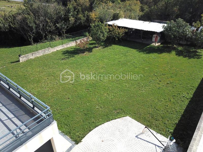 Maison - 173 m² - 7 pièces