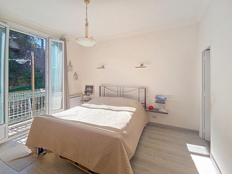 Penthouse - 100 m² - 4 pièces