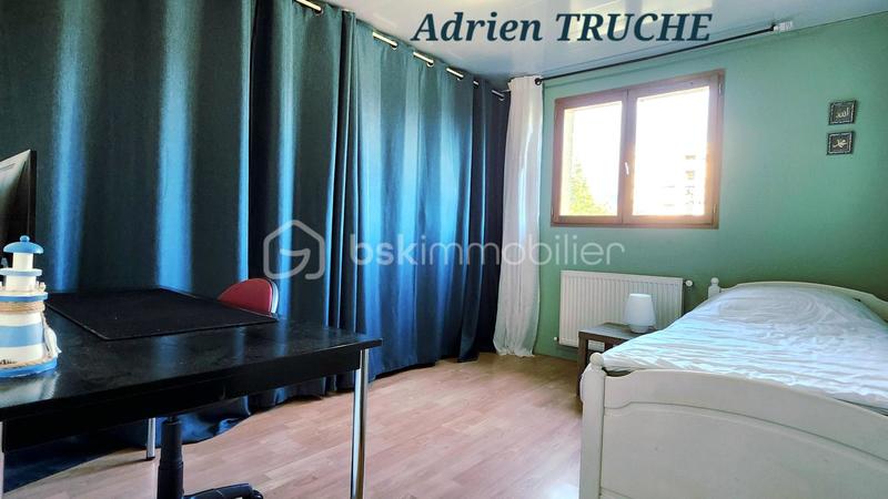 Appartement - 84 m² - 4 pièces