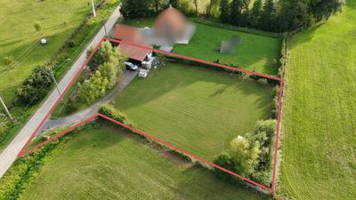 Terrain - 1 700 m²