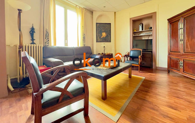 Appartement - 97 m² - 4 pièces