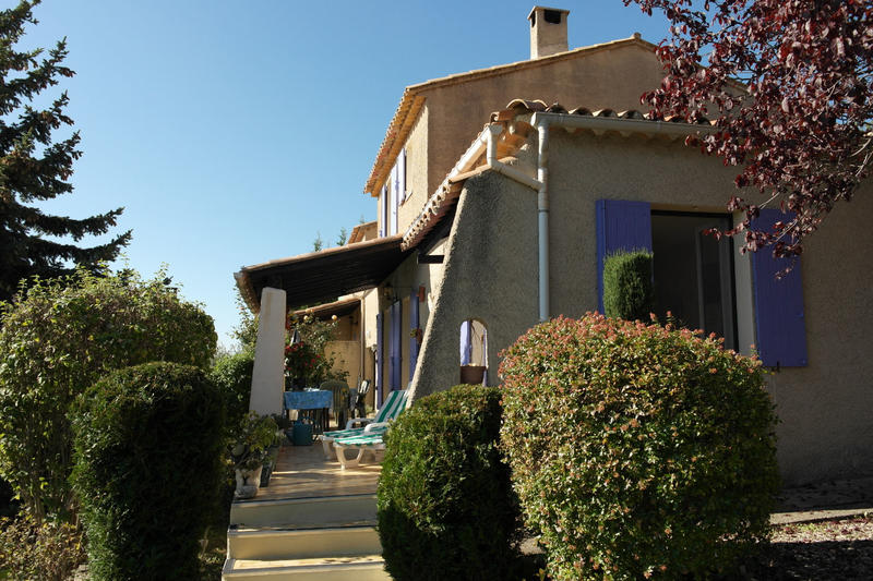 Maison - 102 m² - 5 pièces