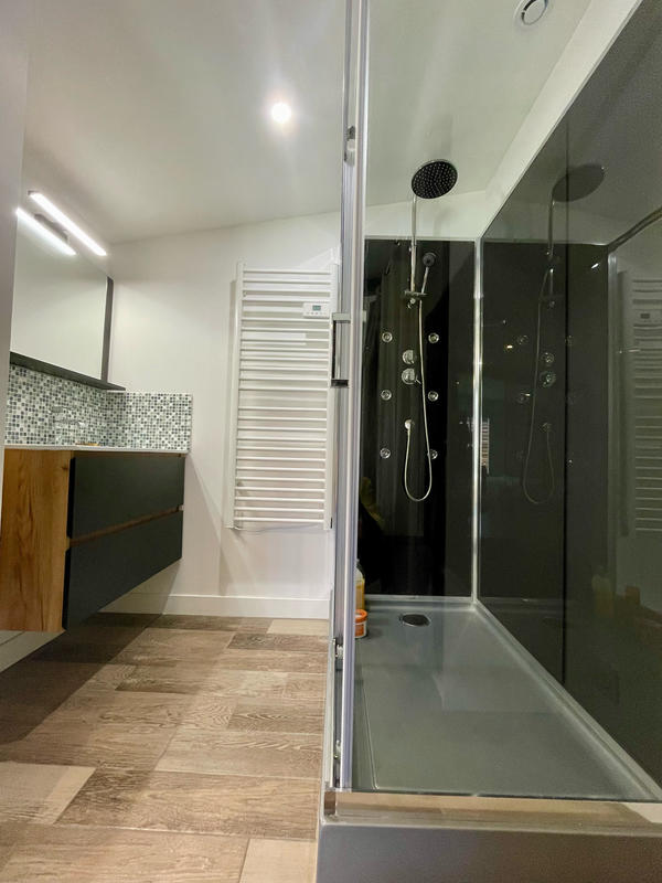 Maison - 243 m² - 6 pièces