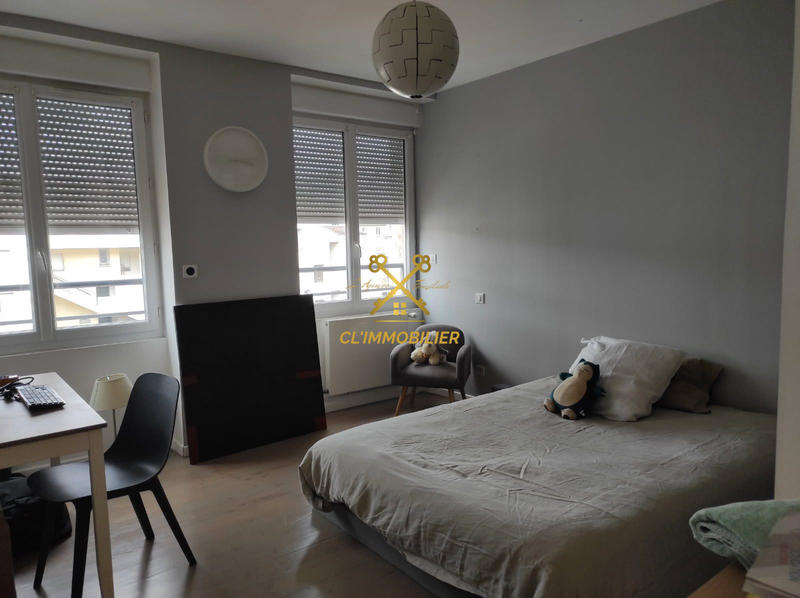 Appartement - 151 m² - 5 pièces