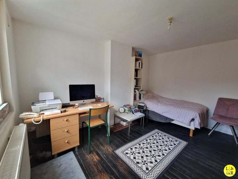 Appartement - 140 m² - 5 pièces