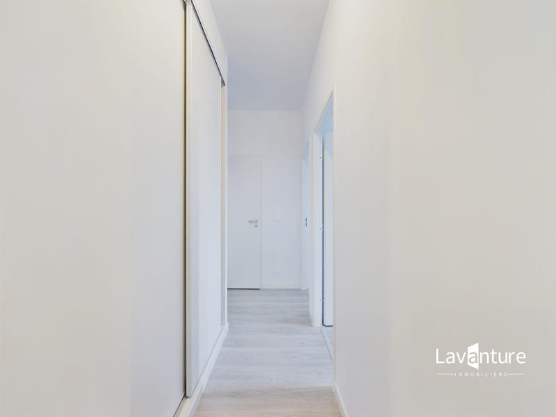 Appartement - 100 m² - 5 pièces