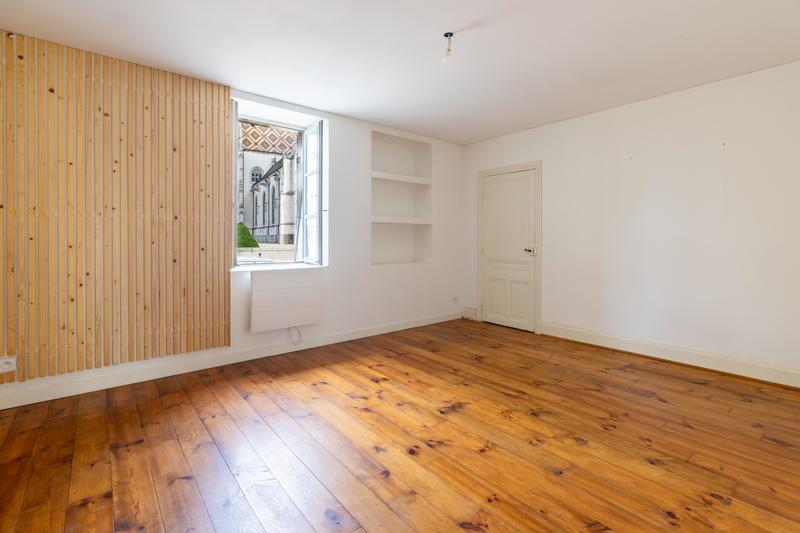 Appartement - 72 m² - 4 pièces