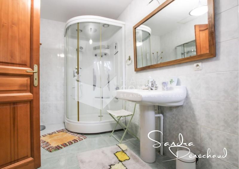 Maison ancienne - 225 m² - 6 pièces