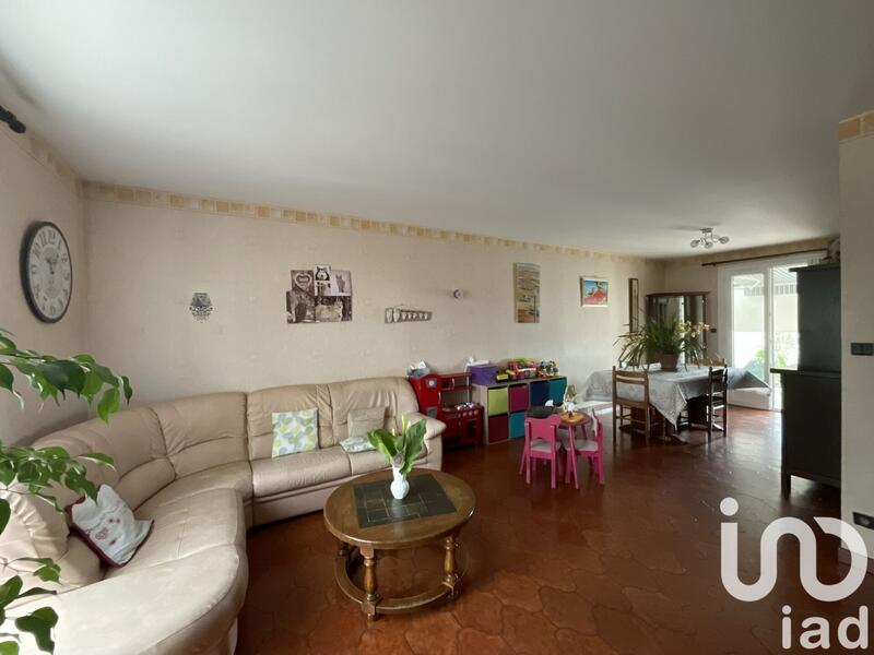 Maison - 93 m² - 5 pièces