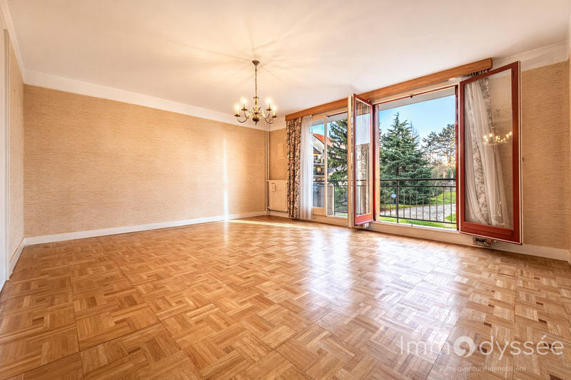 Appartement - 103 m² - 5 pièces