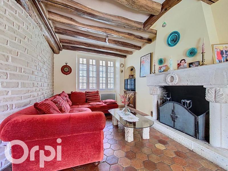 Maison - 180 m² - 9 pièces