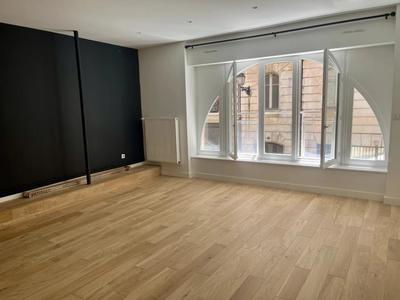 Appartement - 94 m² - 3 pièces