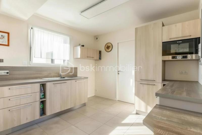 Maison - 130 m² - 5 pièces