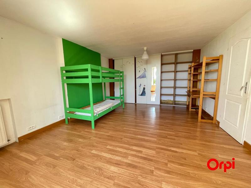 Maison - 175 m² - 7 pièces