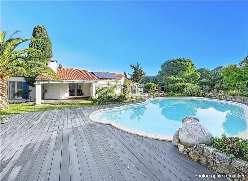 Villa - 183 m² - 5 pièces