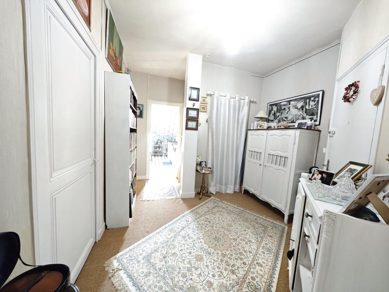 Appartement - 75 m² - 3 pièces