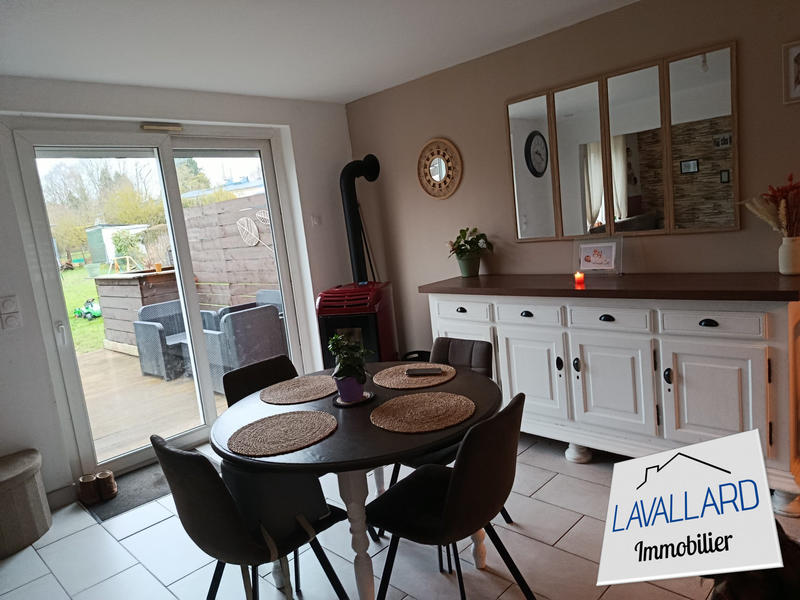 Maison - 85 m² - 4 pièces