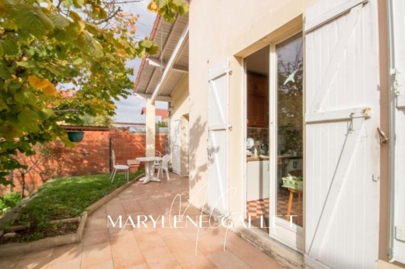 Maison - 96 m² - 4 pièces