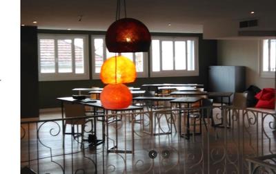 Local d'activité / Entrepôt - 420 m² - 14 pièces