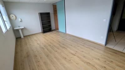 Local commercial - 114 m²