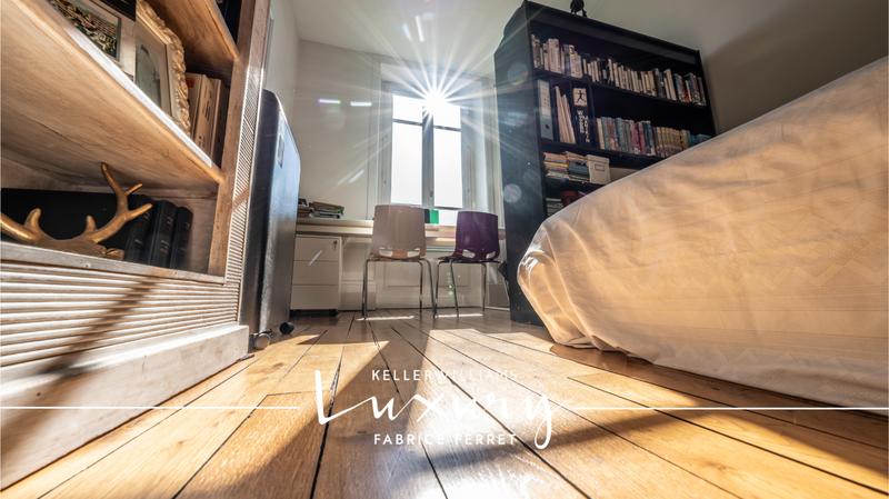 Appartement - 200 m² - 7 pièces