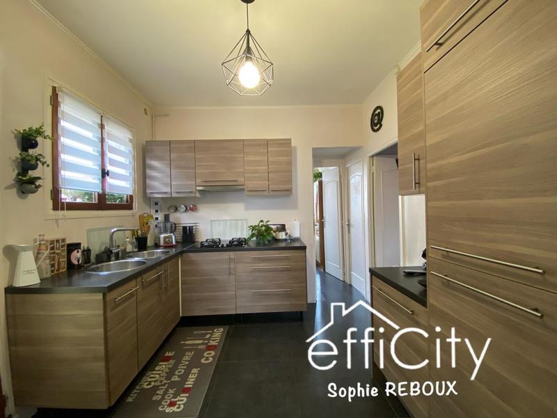 Maison - 170 m² - 10 pièces