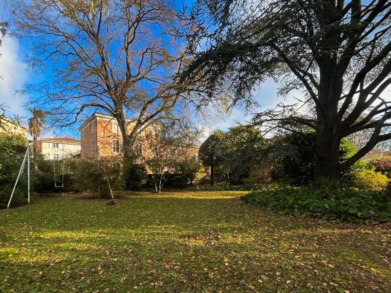 Maison de maîtres - 250 m² - 8 pièces