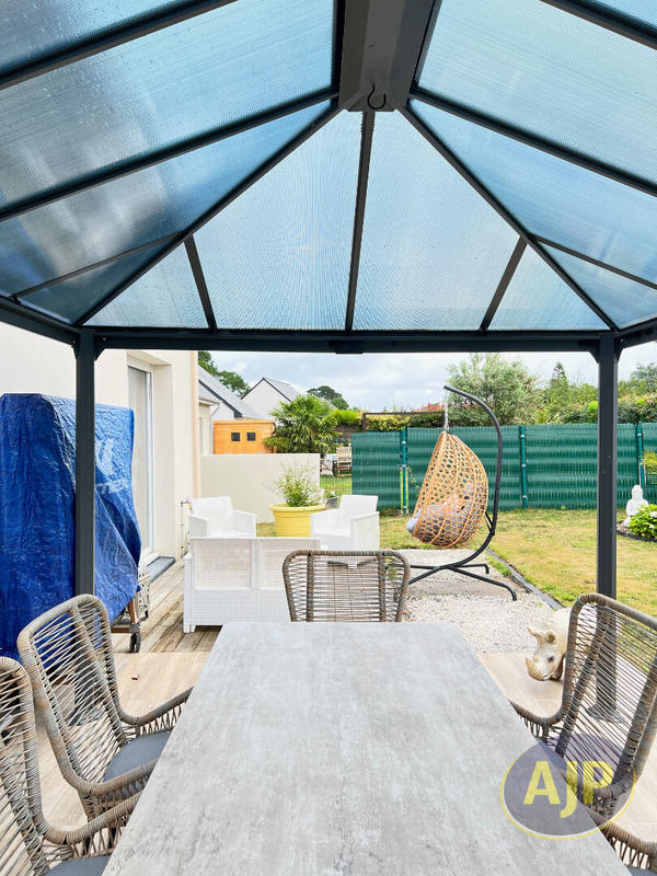 Maison - 102 m² - 5 pièces