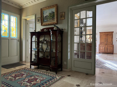 Villa - 190 m² - 6 pièces