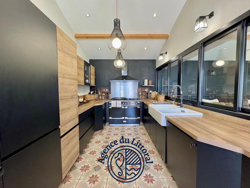 Maison - 166 m² - 6 pièces