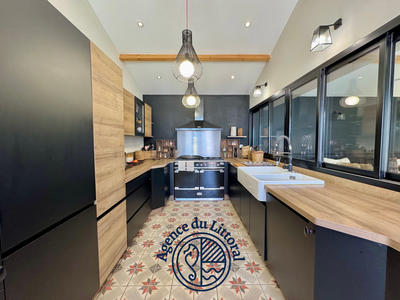 Maison - 166 m² - 6 pièces