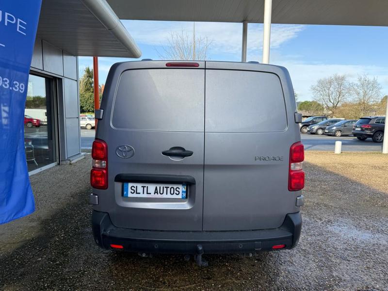Toyota Proace 2.0 d 180 Ch Bva8 6 Places Garantie 2 Ans Toyota / Reprise Possible