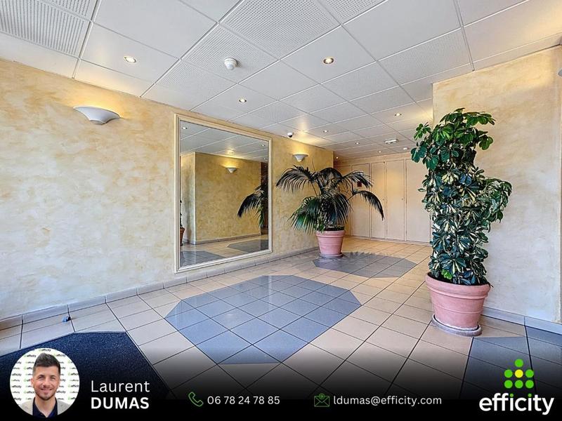 Appartement - 105 m² - 4 pièces