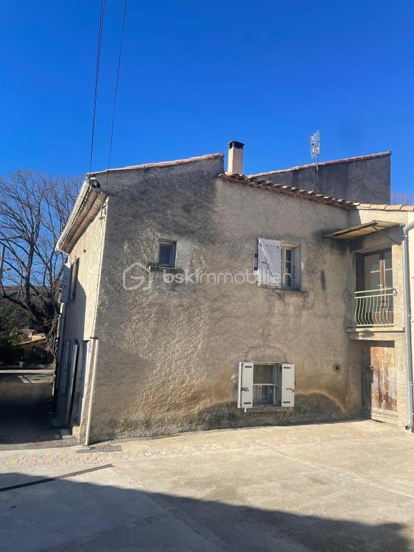 Maison - 90 m² - 6 pièces