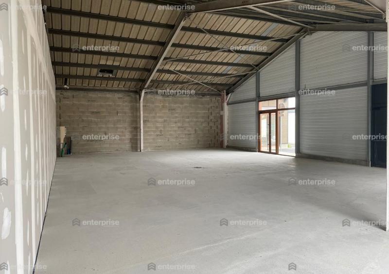 Local commercial - 80 m²