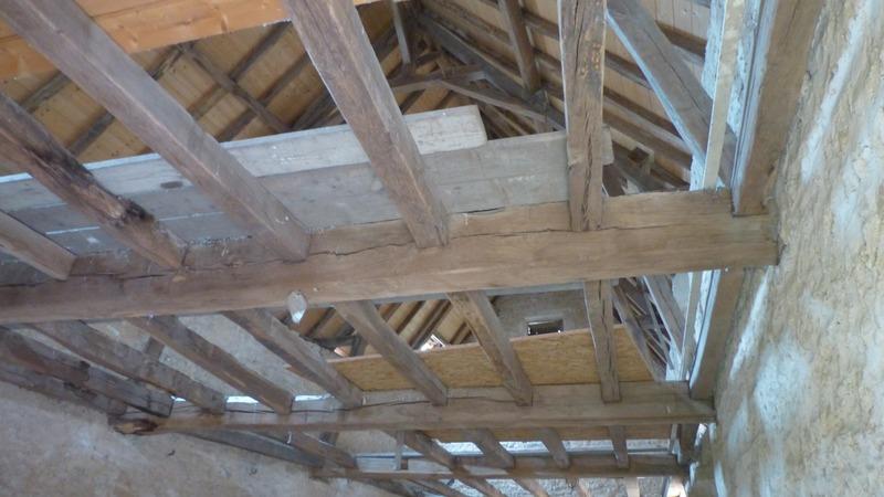 Grange - 100 m² - 2 pièces