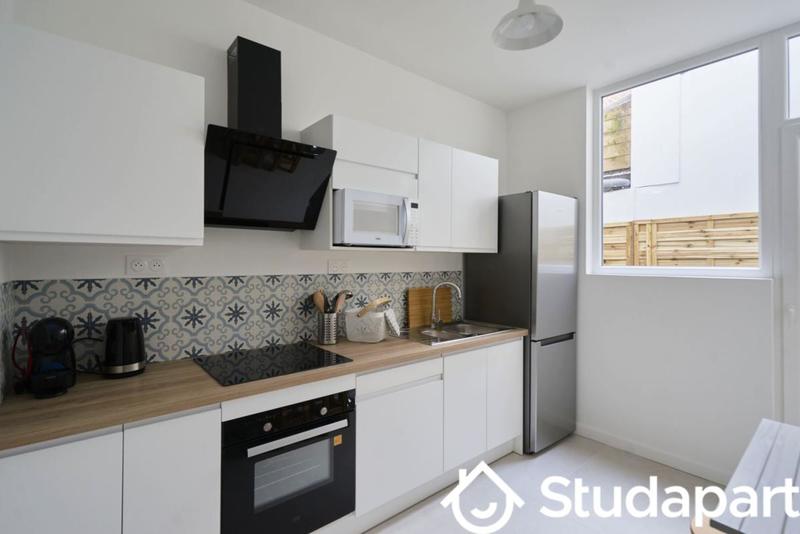 Chambre - 10 m² - 1 pièce