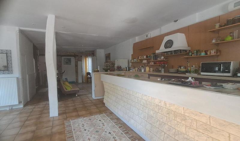 Maison - 226 m² - 8 pièces