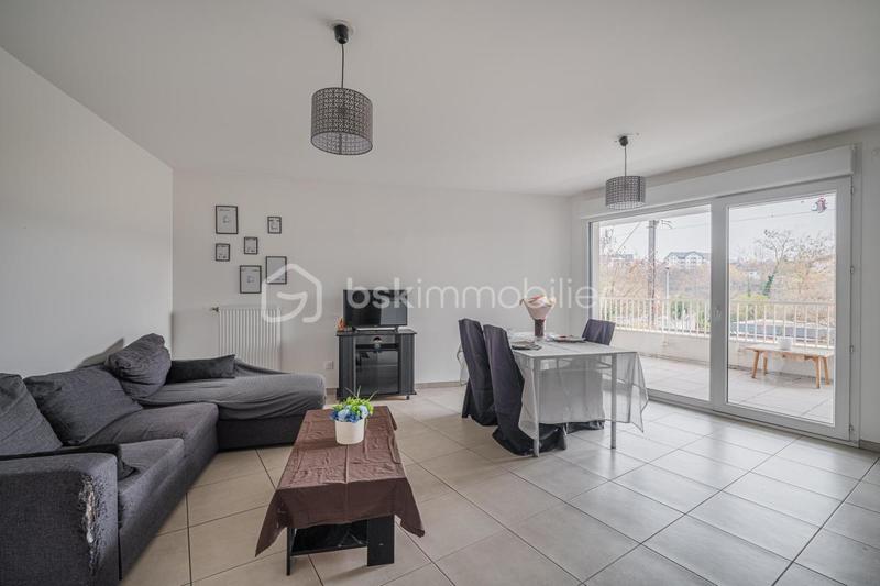 Appartement - 65 m² - 3 pièces