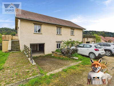 Maison - 280 m² - 10 pièces