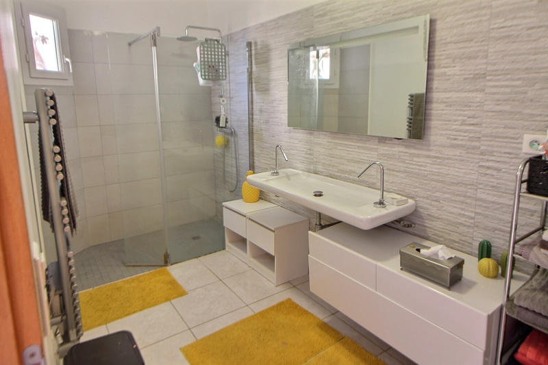 Maison de village - 265 m² - 5 pièces