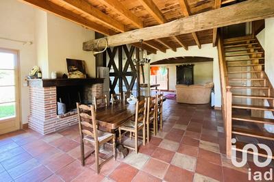 Maison - 193 m² - 7 pièces