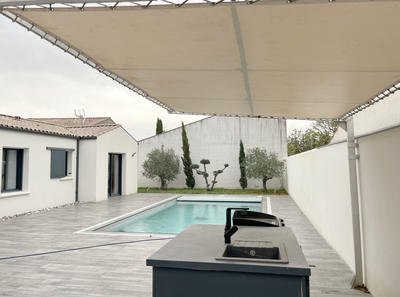 Maison - 205 m² - 5 pièces